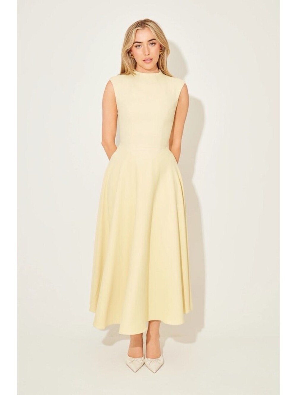 Odd Muse The Ultimate Muse Sleeveless High Waist Midi Dress XS Butter Yellow EUC